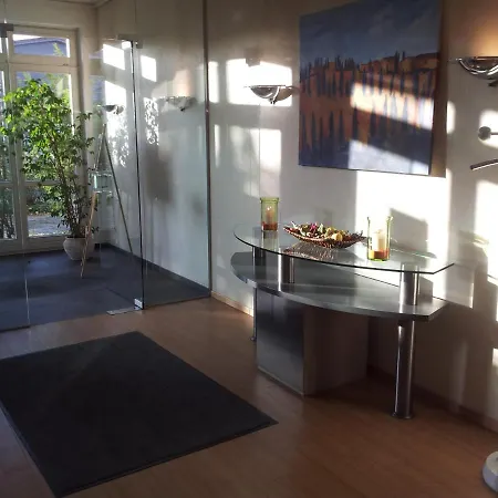 Pepb Schulungshotel 3* Зарштедт